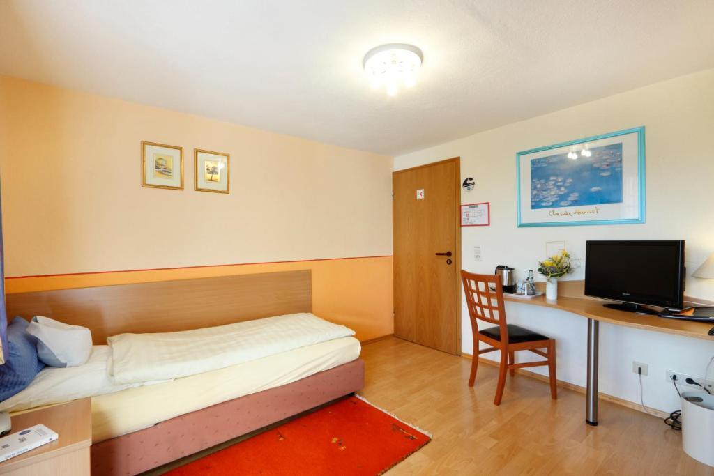Hotel Pension Stern Bad Buchau Δωμάτιο φωτογραφία