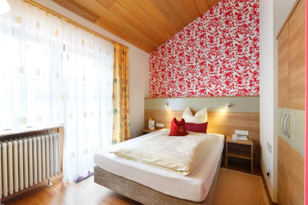 Hotel Pension Stern Bad Buchau Δωμάτιο φωτογραφία