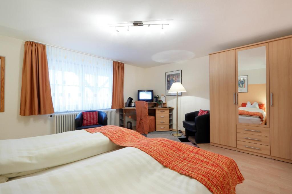 Hotel Pension Stern Bad Buchau Δωμάτιο φωτογραφία