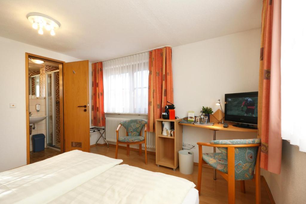 Hotel Pension Stern Bad Buchau Δωμάτιο φωτογραφία