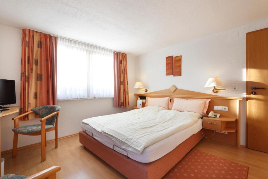 Hotel Pension Stern Bad Buchau Δωμάτιο φωτογραφία