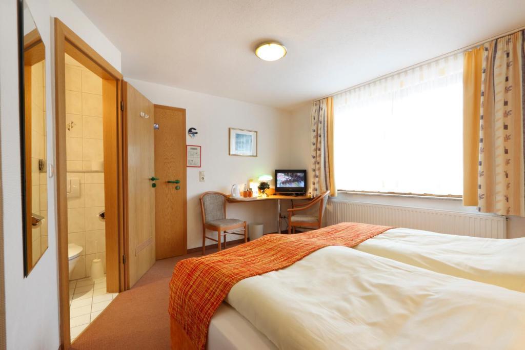 Hotel Pension Stern Bad Buchau Δωμάτιο φωτογραφία