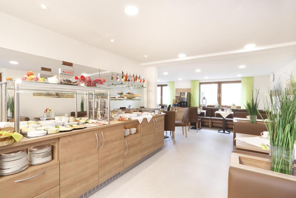 Hotel Pension Stern Bad Buchau Εξωτερικό φωτογραφία